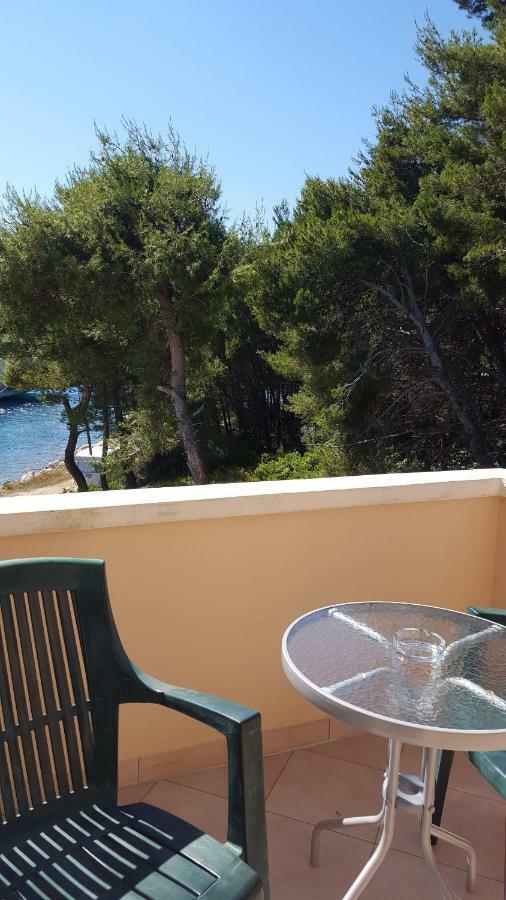 Pansion Kaleb Bed & Breakfast Brbinj Екстериор снимка
